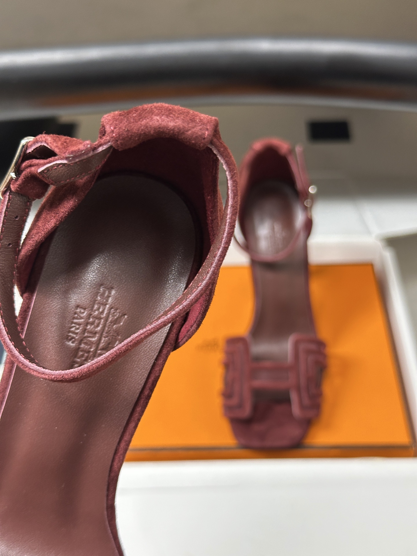 顶级品质(配豪华包装礼品盒) Hermes 爱马仕🐎 2026🆕最新版面Joy麂皮网纱凉鞋系列 H家细跟凉鞋麂皮透气网面 顶级品质(配豪华包装礼品盒) Hermes 爱马仕🐎 2026🆕最新版面Joy麂皮网纱凉鞋系列 H家细跟凉鞋麂皮透气网面