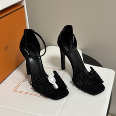 顶级品质(配豪华包装礼品盒) Hermes 爱马仕🐎 2026🆕最新版面Joy麂皮网纱凉鞋系列 H家细跟凉鞋麂皮透气网面 顶级品质(配豪华包装礼品盒) Hermes 爱马仕🐎 2026🆕最新版面Joy麂皮网纱凉鞋系列 H家细跟凉鞋麂皮透气网面