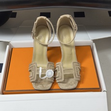 顶级品质(配豪华包装礼品盒) Hermes 爱马仕🐎 2026🆕最新版面Joy麂皮网纱凉鞋系列 H家细跟凉鞋麂皮透气网面 顶级品质(配豪华包装礼品盒) Hermes 爱马仕🐎 2026🆕最新版面Joy麂皮网纱凉鞋系列 H家细跟凉鞋麂皮透气网面