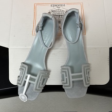 顶级品质(配豪华包装礼品盒) Hermes 爱马仕🐎 2026🆕最新版面Joy麂皮网纱凉鞋系列 H家细跟凉鞋麂皮透气网面 顶级品质(配豪华包装礼品盒) Hermes 爱马仕🐎 2026🆕最新版面Joy麂皮网纱凉鞋系列 H家细跟凉鞋麂皮透气网面