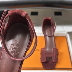 顶级品质(配豪华包装礼品盒) Hermes 爱马仕🐎 2026🆕最新版面Joy麂皮网纱凉鞋系列 H家细跟凉鞋麂皮透气网面 顶级品质(配豪华包装礼品盒) Hermes 爱马仕🐎 2026🆕最新版面Joy麂皮网纱凉鞋系列 H家细跟凉鞋麂皮透气网面