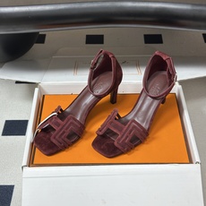 顶级品质(配豪华包装礼品盒) Hermes 爱马仕🐎 2026🆕最新版面Joy麂皮网纱凉鞋系列 H家细跟凉鞋麂皮透气网面 顶级品质(配豪华包装礼品盒) Hermes 爱马仕🐎 2026🆕最新版面Joy麂皮网纱凉鞋系列 H家细跟凉鞋麂皮透气网面