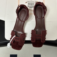 顶级品质(配豪华包装礼品盒) Hermes 爱马仕🐎 2026🆕最新版面Joy麂皮网纱凉鞋系列 H家细跟凉鞋麂皮透气网面 顶级品质(配豪华包装礼品盒) Hermes 爱马仕🐎 2026🆕最新版面Joy麂皮网纱凉鞋系列 H家细跟凉鞋麂皮透气网面