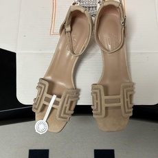 顶级品质(配豪华包装礼品盒) Hermes 爱马仕🐎 2026🆕最新版面Joy麂皮网纱凉鞋系列 H家细跟凉鞋麂皮透气网面 顶级品质(配豪华包装礼品盒) Hermes 爱马仕🐎 2026🆕最新版面Joy麂皮网纱凉鞋系列 H家细跟凉鞋麂皮透气网面