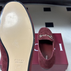 2026 秋冬新款Gucci 古驰 经典马衔扣乐福鞋复古麂皮绒面平底单鞋老钱风可踩跟乐福鞋 Generation Guc 2026 秋冬新款Gucci 古驰 经典马衔扣乐福鞋复古麂皮绒面平底单鞋老钱风可踩跟乐福鞋 Generation Guc
