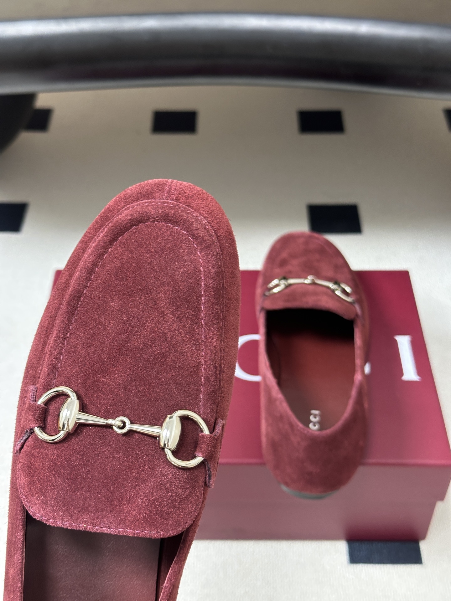 2026 秋冬新款Gucci 古驰 经典马衔扣乐福鞋复古麂皮绒面平底单鞋老钱风可踩跟乐福鞋 Generation Guc 2026 秋冬新款Gucci 古驰 经典马衔扣乐福鞋复古麂皮绒面平底单鞋老钱风可踩跟乐福鞋 Generation Guc