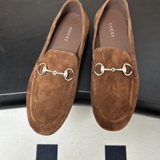 2026 秋冬新款Gucci 古驰 经典马衔扣乐福鞋复古麂皮绒面平底单鞋老钱风可踩跟乐福鞋 Generation Guc 2026 秋冬新款Gucci 古驰 经典马衔扣乐福鞋复古麂皮绒面平底单鞋老钱风可踩跟乐福鞋 Generation Guc