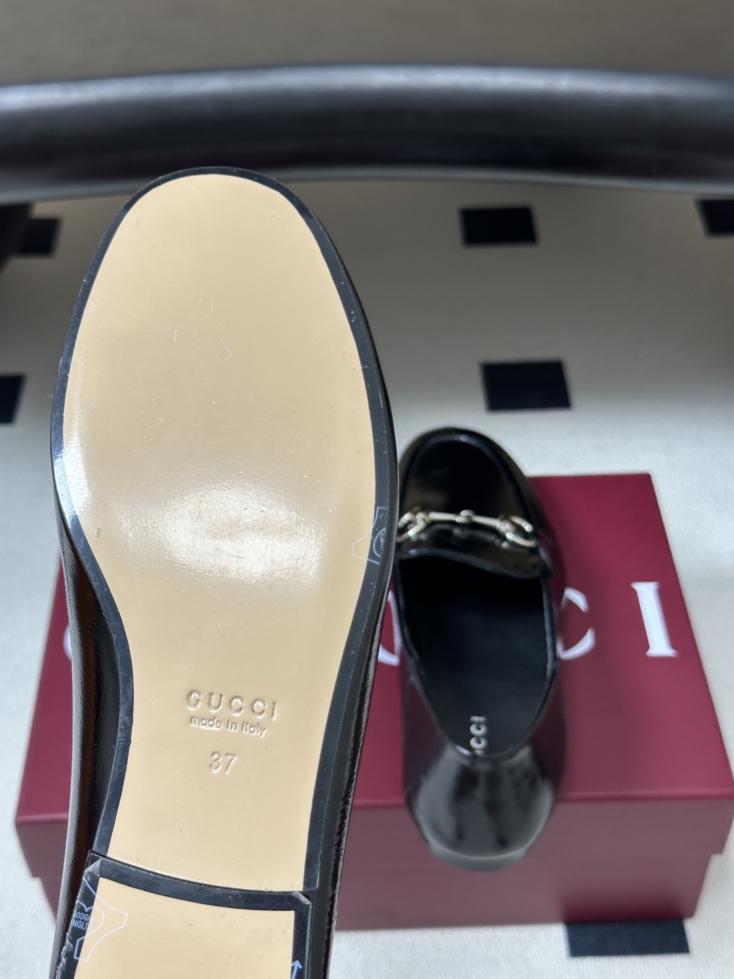 2026 秋冬新款Gucci 古驰 经典马衔扣乐福鞋复古麂皮绒面平底单鞋老钱风可踩跟乐福鞋 Generation Guc 2026 秋冬新款Gucci 古驰 经典马衔扣乐福鞋复古麂皮绒面平底单鞋老钱风可踩跟乐福鞋 Generation Guc