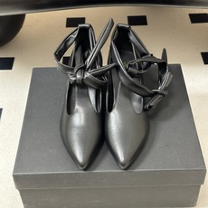 DYMONLATRY26ss 春夏新款尖头绑带玛丽珍鞋小粗跟绕带单鞋 自带温柔名媛氛围感的尖头短靴,利落修长尖头修饰脚型 DYMONLATRY26ss 春夏新款尖头绑带玛丽珍鞋小粗跟绕带单鞋 自带温柔名媛氛围感的尖头短靴,利落修长尖头修饰脚型