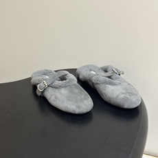 ⚠️皮带盒➕20下单备注(默认普通盒) 26Fw秋冬新款 ALAIA阿莱亚 羊羔毛法式穆勒鞋麂皮绒面搭扣玛丽珍鞋老钱风包 ⚠️皮带盒➕20下单备注(默认普通盒) 26Fw秋冬新款 ALAIA阿莱亚 羊羔毛法式穆勒鞋麂皮绒面搭扣玛丽珍鞋老钱风包