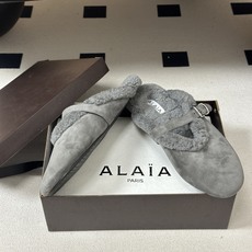 ⚠️皮带盒➕20下单备注(默认普通盒) 26Fw秋冬新款 ALAIA阿莱亚 羊羔毛法式穆勒鞋麂皮绒面搭扣玛丽珍鞋老钱风包 ⚠️皮带盒➕20下单备注(默认普通盒) 26Fw秋冬新款 ALAIA阿莱亚 羊羔毛法式穆勒鞋麂皮绒面搭扣玛丽珍鞋老钱风包