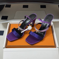 顶级品质(配高档飞机盒✈️) Hermes 爱马仕🐎Glamour凉鞋系列经典Kelly扣高跟凉鞋 上脚真的超级显瘦超级 顶级品质(配高档飞机盒✈️) Hermes 爱马仕🐎Glamour凉鞋系列经典Kelly扣高跟凉鞋 上脚真的超级显瘦超级
