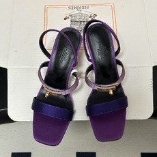 顶级品质(配高档飞机盒✈️) Hermes 爱马仕🐎Glamour凉鞋系列经典Kelly扣高跟凉鞋 上脚真的超级显瘦超级 顶级品质(配高档飞机盒✈️) Hermes 爱马仕🐎Glamour凉鞋系列经典Kelly扣高跟凉鞋 上脚真的超级显瘦超级