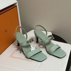 顶级品质(配高档飞机盒✈️) Hermes 爱马仕🐎Glamour凉鞋系列经典Kelly扣高跟凉鞋 上脚真的超级显瘦超级 顶级品质(配高档飞机盒✈️) Hermes 爱马仕🐎Glamour凉鞋系列经典Kelly扣高跟凉鞋 上脚真的超级显瘦超级