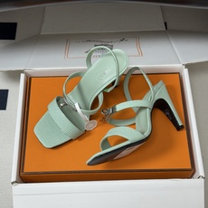 顶级品质(配高档飞机盒✈️) Hermes 爱马仕🐎Glamour凉鞋系列经典Kelly扣高跟凉鞋 上脚真的超级显瘦超级 顶级品质(配高档飞机盒✈️) Hermes 爱马仕🐎Glamour凉鞋系列经典Kelly扣高跟凉鞋 上脚真的超级显瘦超级