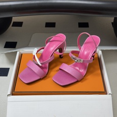 顶级品质(配高档飞机盒✈️) Hermes 爱马仕🐎Glamour凉鞋系列经典Kelly扣高跟凉鞋 上脚真的超级显瘦超级 顶级品质(配高档飞机盒✈️) Hermes 爱马仕🐎Glamour凉鞋系列经典Kelly扣高跟凉鞋 上脚真的超级显瘦超级