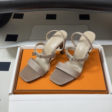 顶级品质(配高档飞机盒✈️) Hermes 爱马仕🐎Glamour凉鞋系列经典Kelly扣高跟凉鞋 上脚真的超级显瘦超级 顶级品质(配高档飞机盒✈️) Hermes 爱马仕🐎Glamour凉鞋系列经典Kelly扣高跟凉鞋 上脚真的超级显瘦超级