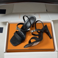顶级品质(配高档飞机盒✈️) Hermes 爱马仕🐎Glamour凉鞋系列经典Kelly扣高跟凉鞋 上脚真的超级显瘦超级 顶级品质(配高档飞机盒✈️) Hermes 爱马仕🐎Glamour凉鞋系列经典Kelly扣高跟凉鞋 上脚真的超级显瘦超级