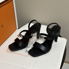顶级品质(配高档飞机盒✈️) Hermes 爱马仕🐎Glamour凉鞋系列经典Kelly扣高跟凉鞋 上脚真的超级显瘦超级 顶级品质(配高档飞机盒✈️) Hermes 爱马仕🐎Glamour凉鞋系列经典Kelly扣高跟凉鞋 上脚真的超级显瘦超级