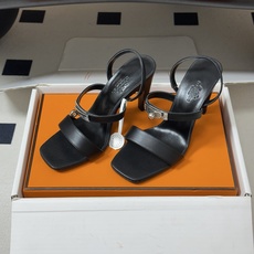 顶级品质(配高档飞机盒✈️) Hermes 爱马仕🐎Glamour凉鞋系列经典Kelly扣高跟凉鞋 上脚真的超级显瘦超级 顶级品质(配高档飞机盒✈️) Hermes 爱马仕🐎Glamour凉鞋系列经典Kelly扣高跟凉鞋 上脚真的超级显瘦超级