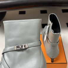 顶级品质 Hermes 爱马仕🐎 26Fw秋冬新款 H家Nice 40及踝靴系列经典Kelly扣交叉带及踝靴侧拉链小猫跟 顶级品质 Hermes 爱马仕🐎 26Fw秋冬新款 H家Nice 40及踝靴系列经典Kelly扣交叉带及踝靴侧拉链小猫跟