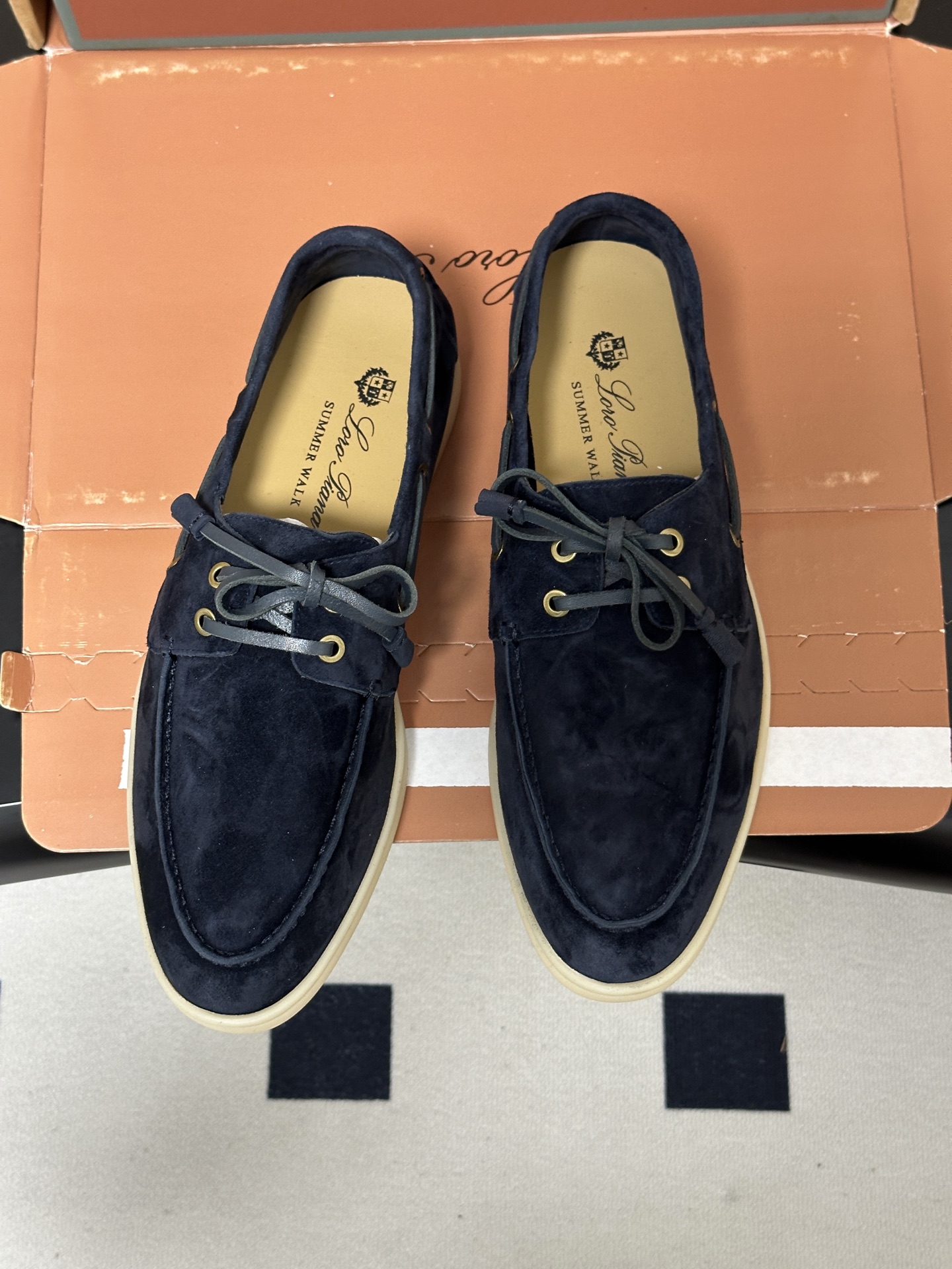 莞产(配高档飞机盒✈️) Loro Piana 诺悠翩雅 Loro piana 2026 秋冬新款Summer Char 莞产(配高档飞机盒✈️) Loro Piana 诺悠翩雅 Loro piana 2026 秋冬新款Summer Char