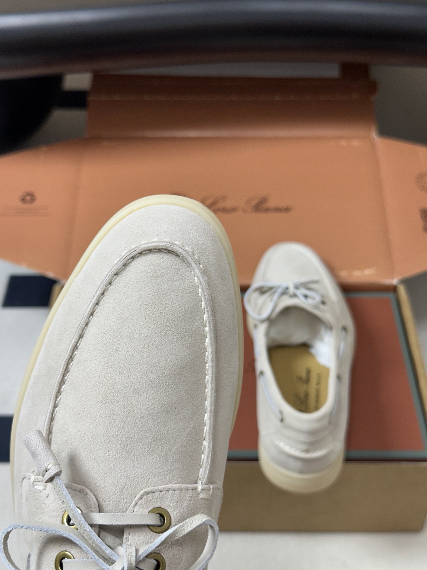 莞产(配高档飞机盒✈️) Loro Piana 诺悠翩雅 Loro piana 2026 秋冬新款Summer Char 莞产(配高档飞机盒✈️) Loro Piana 诺悠翩雅 Loro piana 2026 秋冬新款Summer Char