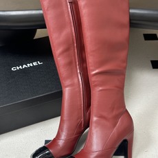 Chanel 小香26A 秋冬新款双C logo弹力靴过膝长靴侧拉链长靴高跟长靴 鞋头标志性电绣双C标志低调闪耀,不仅是 Chanel 小香26A 秋冬新款双C logo弹力靴过膝长靴侧拉链长靴高跟长靴 鞋头标志性电绣双C标志低调闪耀,不仅是