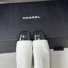 Chanel 小香26A 秋冬新款双C logo弹力靴过膝长靴侧拉链长靴高跟长靴 鞋头标志性电绣双C标志低调闪耀,不仅是 Chanel 小香26A 秋冬新款双C logo弹力靴过膝长靴侧拉链长靴高跟长靴 鞋头标志性电绣双C标志低调闪耀,不仅是