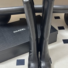 Chanel 小香26A 秋冬新款双C logo弹力靴过膝长靴侧拉链长靴高跟长靴 鞋头标志性电绣双C标志低调闪耀,不仅是 Chanel 小香26A 秋冬新款双C logo弹力靴过膝长靴侧拉链长靴高跟长靴 鞋头标志性电绣双C标志低调闪耀,不仅是