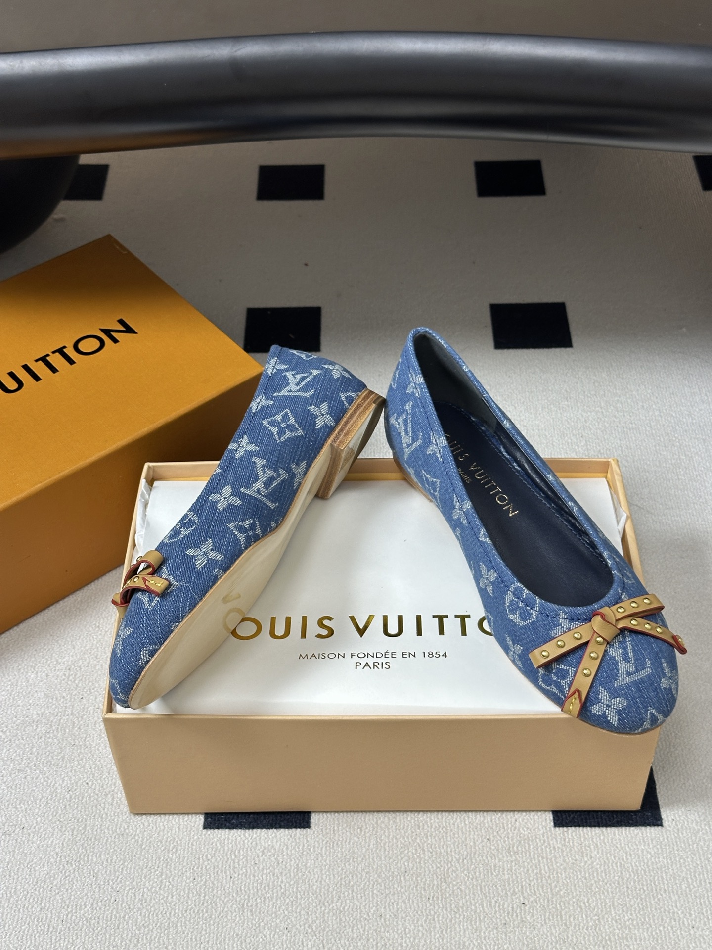 26Ss春季新款Louis Vuitton LV 老花芭蕾舞鞋蝴蝶结拼色平底单鞋丹宁牛仔布船鞋 本款Darling芭蕾平