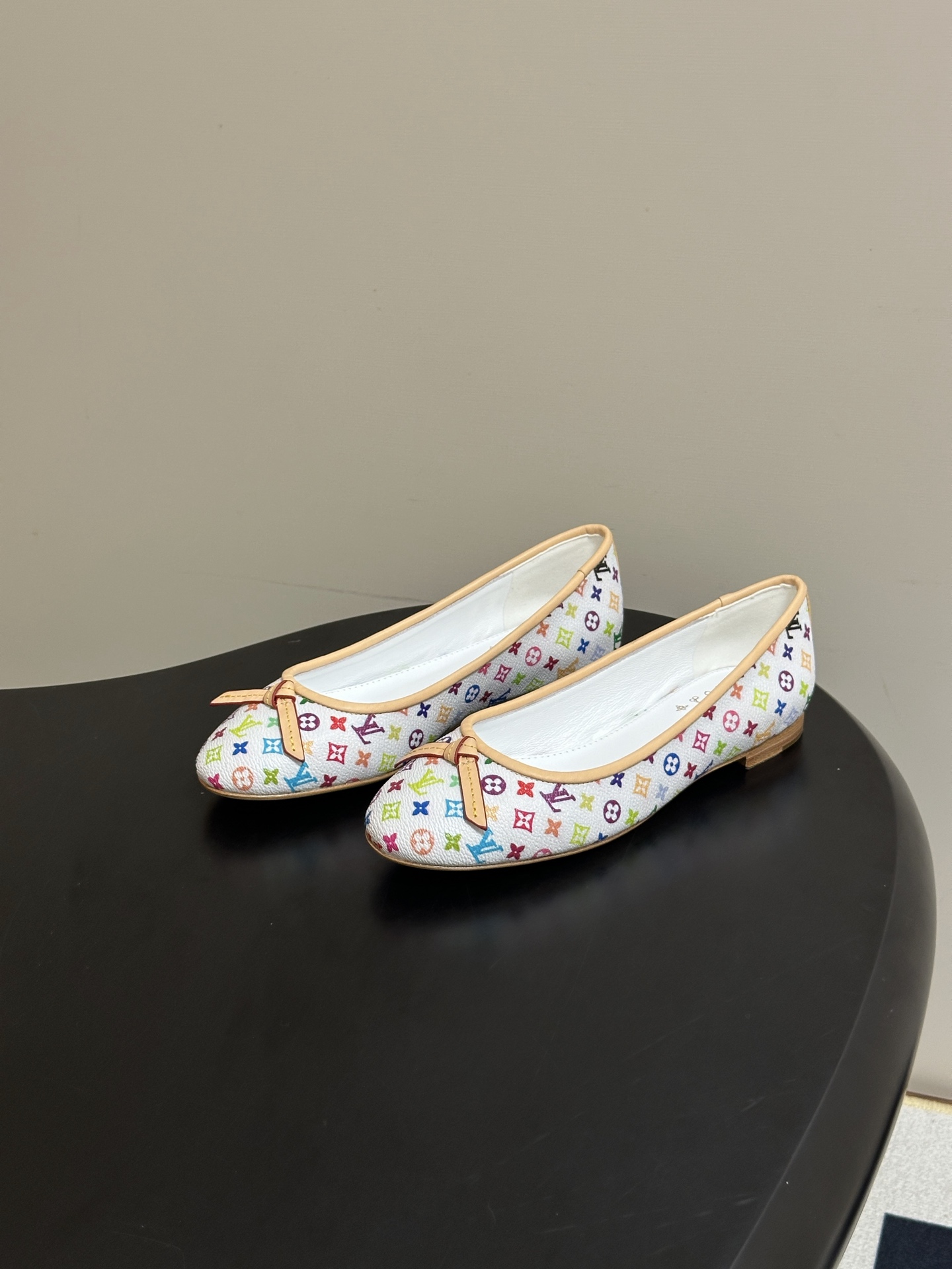 26Ss春季新款Louis Vuitton LV X TM DARLING 村上隆联名老花芭蕾舞鞋蝴蝶结拼色平底单鞋经典