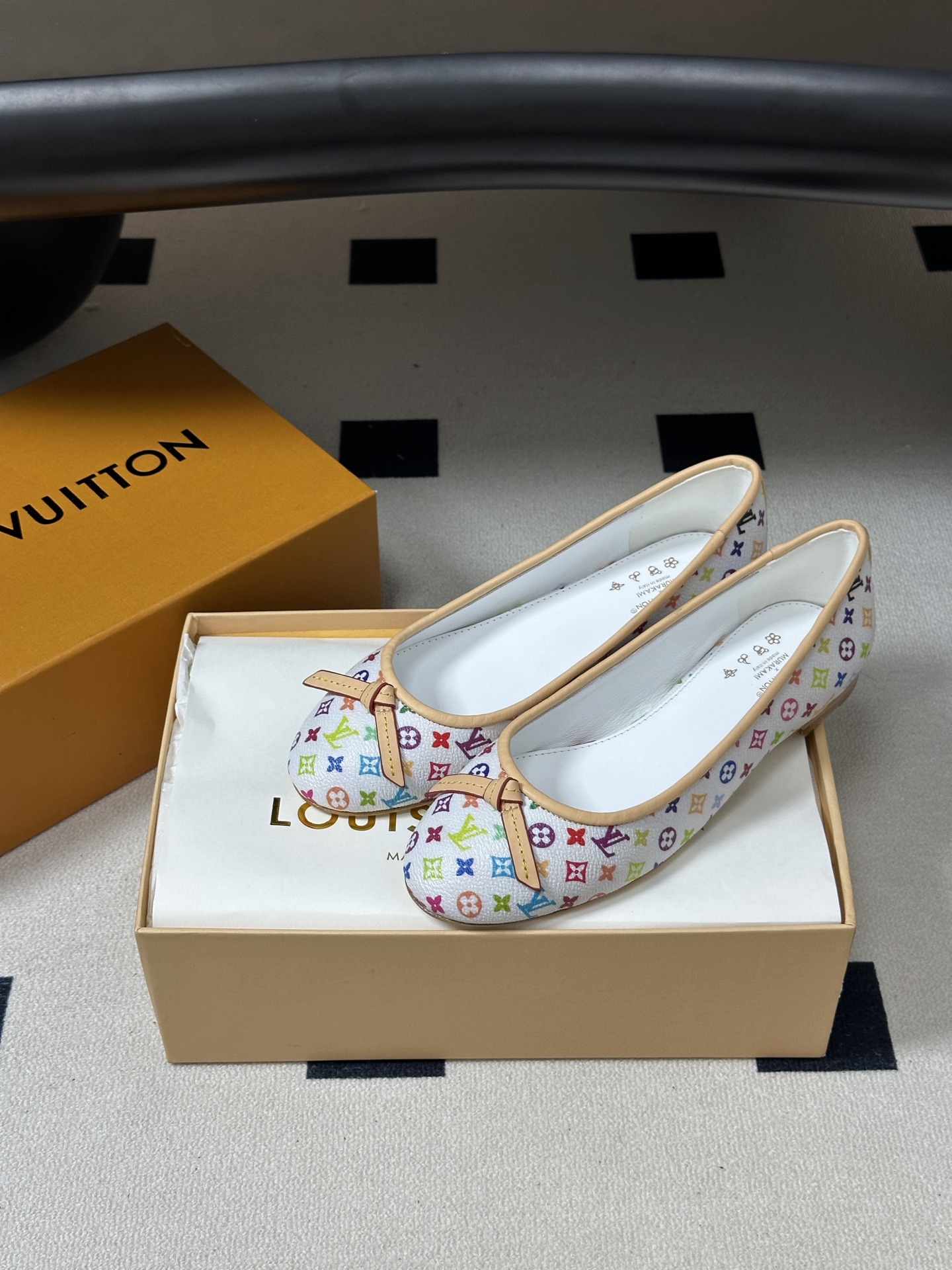 26Ss春季新款Louis Vuitton LV X TM DARLING 村上隆联名老花芭蕾舞鞋蝴蝶结拼色平底单鞋经典