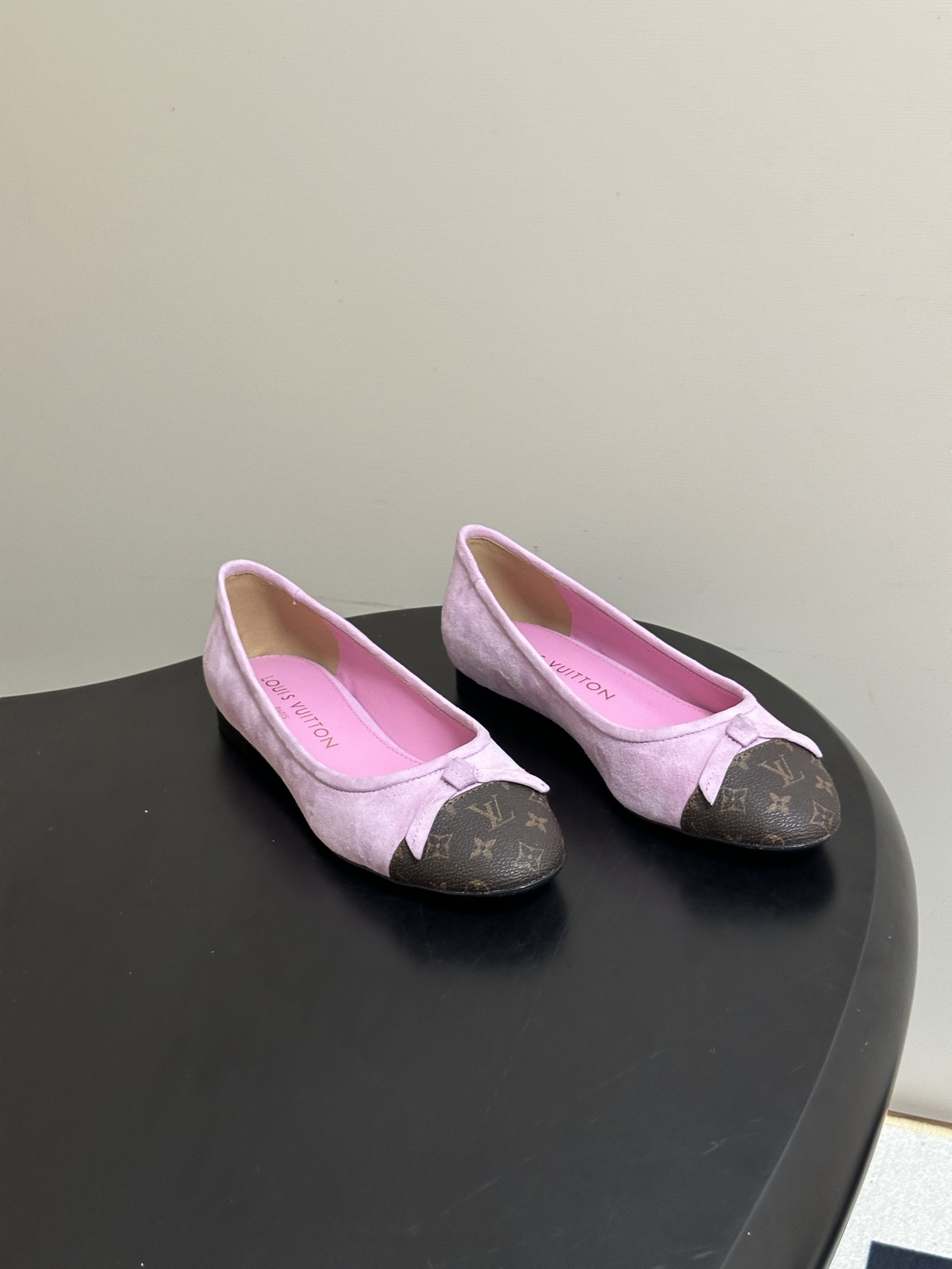26Ss春季新款Louis Vuitton LV X TM DARLING 村上隆联名老花芭蕾舞鞋蝴蝶结拼色平底单鞋经典