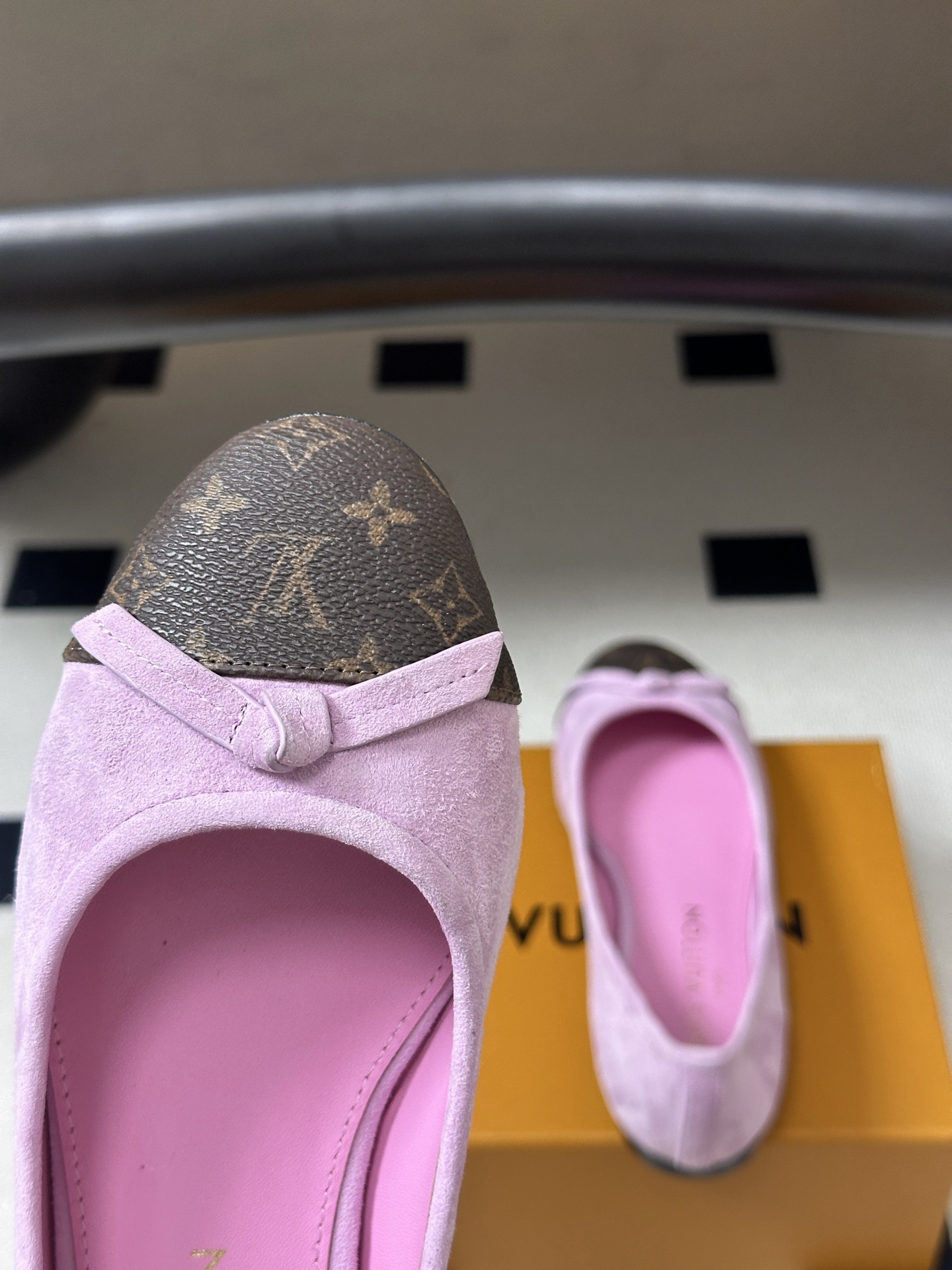 26Ss春季新款Louis Vuitton LV X TM DARLING 村上隆联名老花芭蕾舞鞋蝴蝶结拼色平底单鞋经典