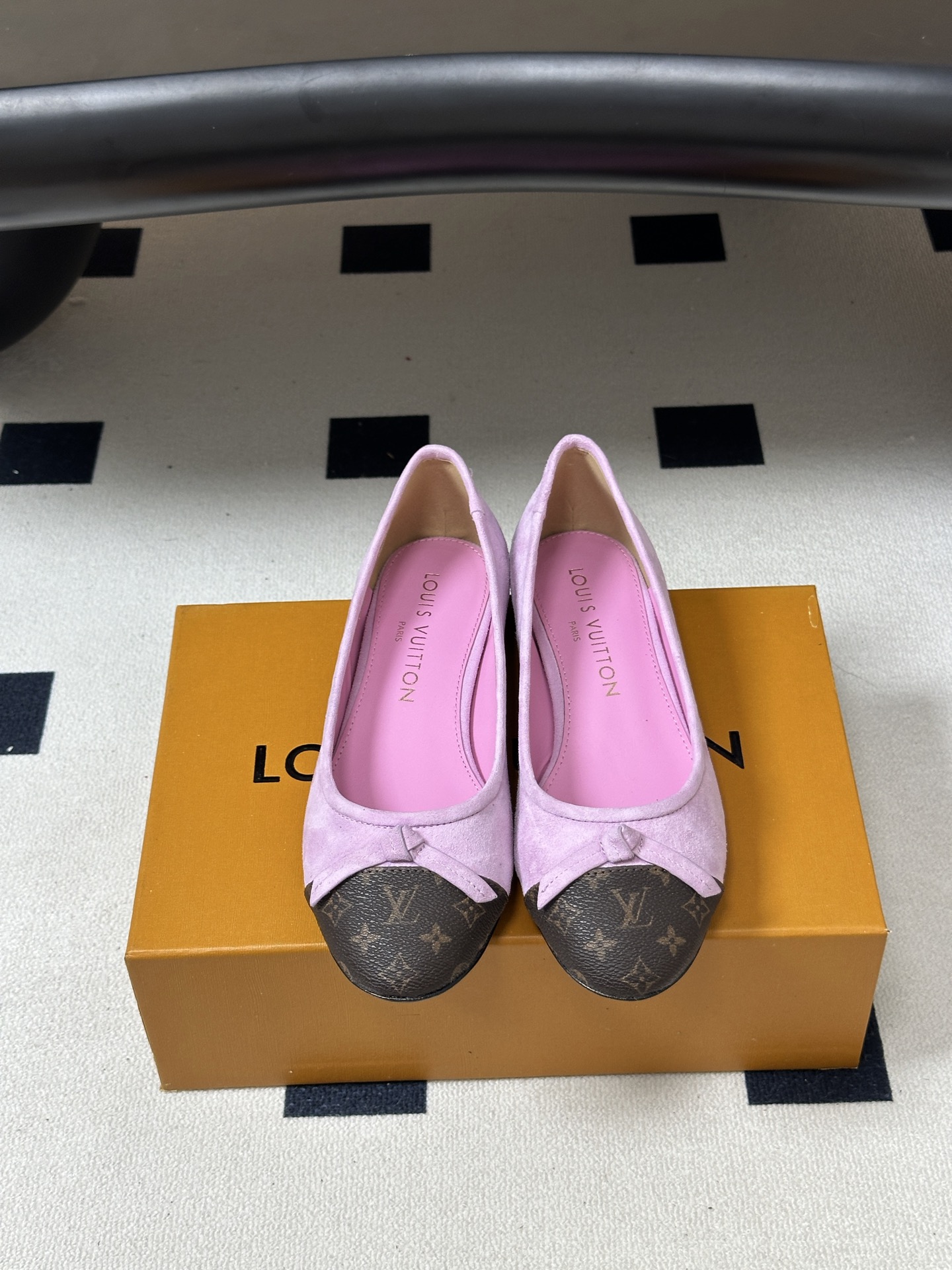 26Ss春季新款Louis Vuitton LV X TM DARLING 村上隆联名老花芭蕾舞鞋蝴蝶结拼色平底单鞋经典