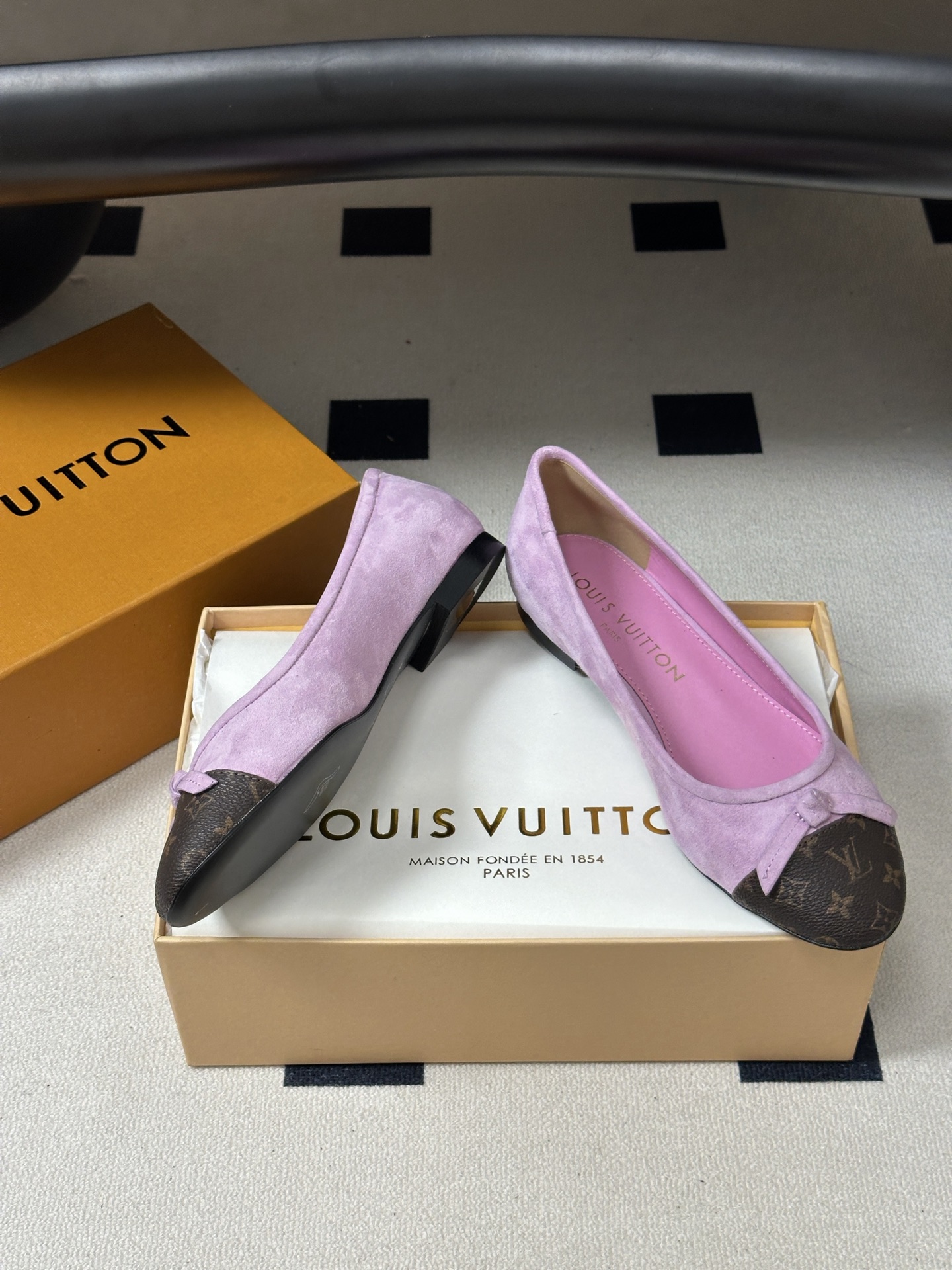 26Ss春季新款Louis Vuitton LV X TM DARLING 村上隆联名老花芭蕾舞鞋蝴蝶结拼色平底单鞋经典
