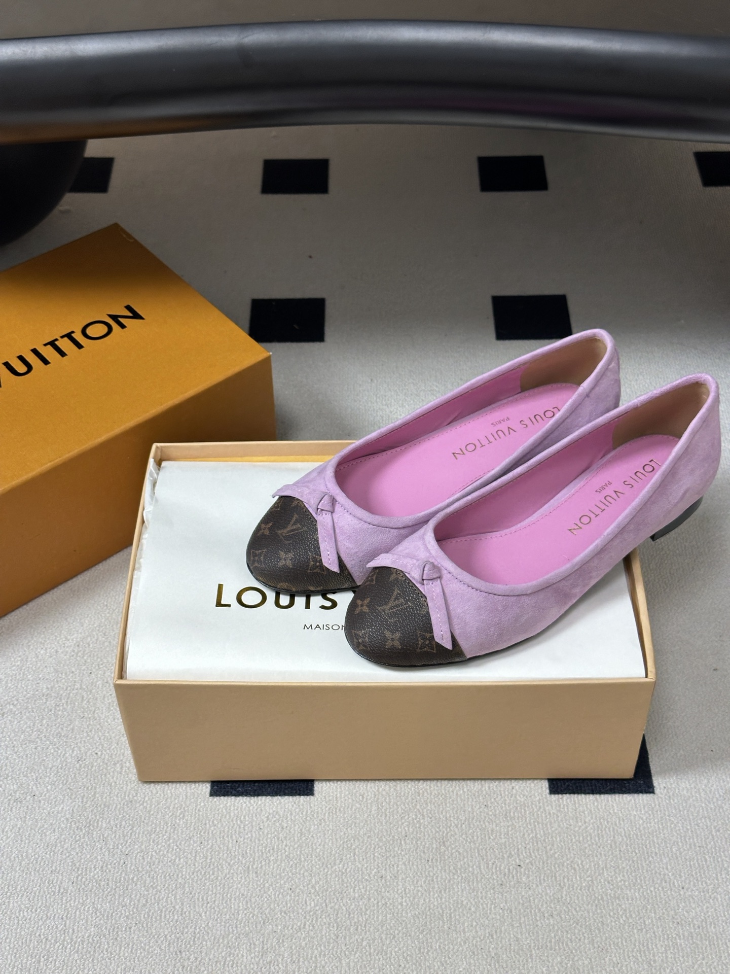 26Ss春季新款Louis Vuitton LV X TM DARLING 村上隆联名老花芭蕾舞鞋蝴蝶结拼色平底单鞋经典