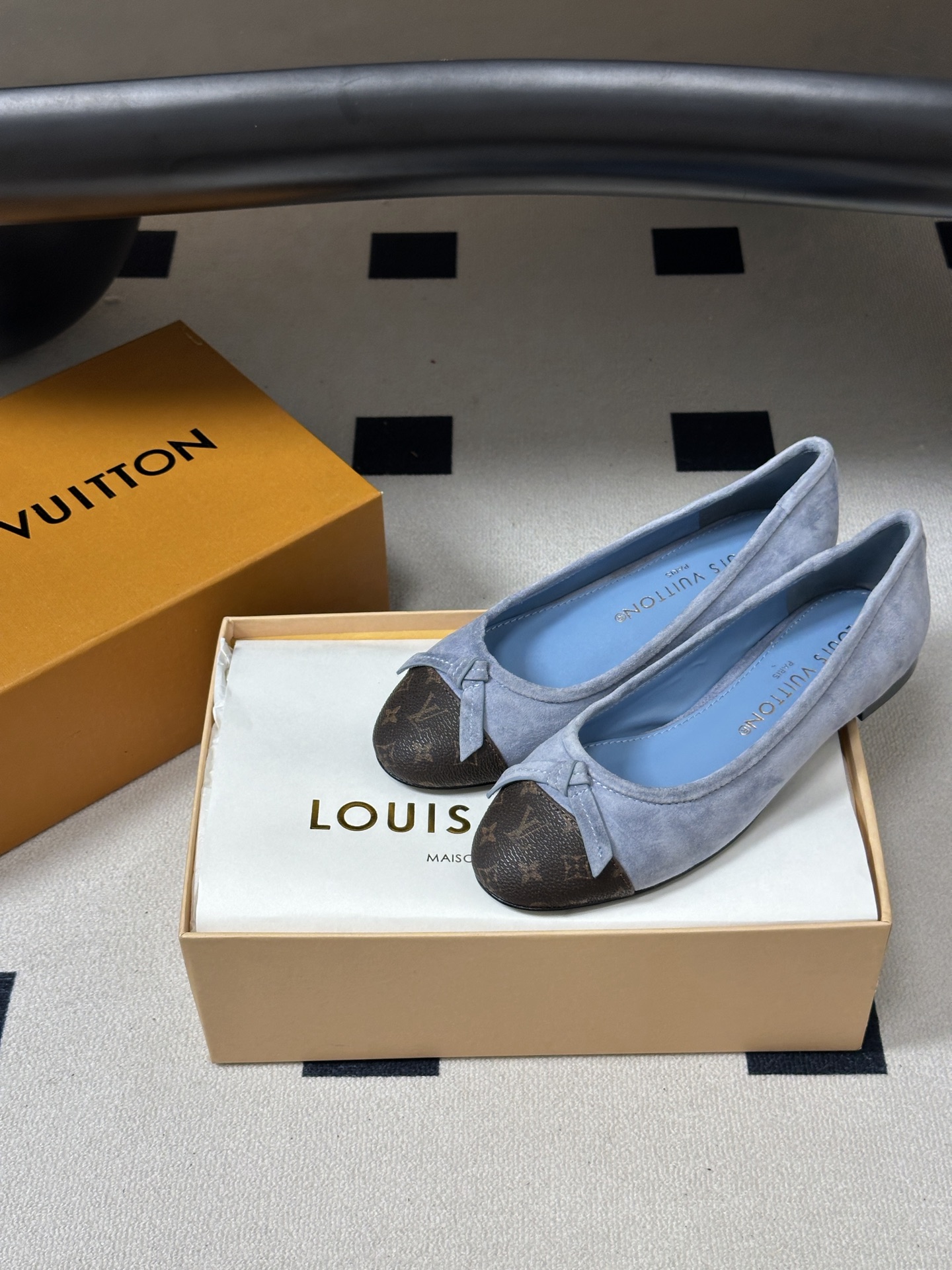 26Ss春季新款Louis Vuitton LV X TM DARLING 村上隆联名老花芭蕾舞鞋蝴蝶结拼色平底单鞋经典