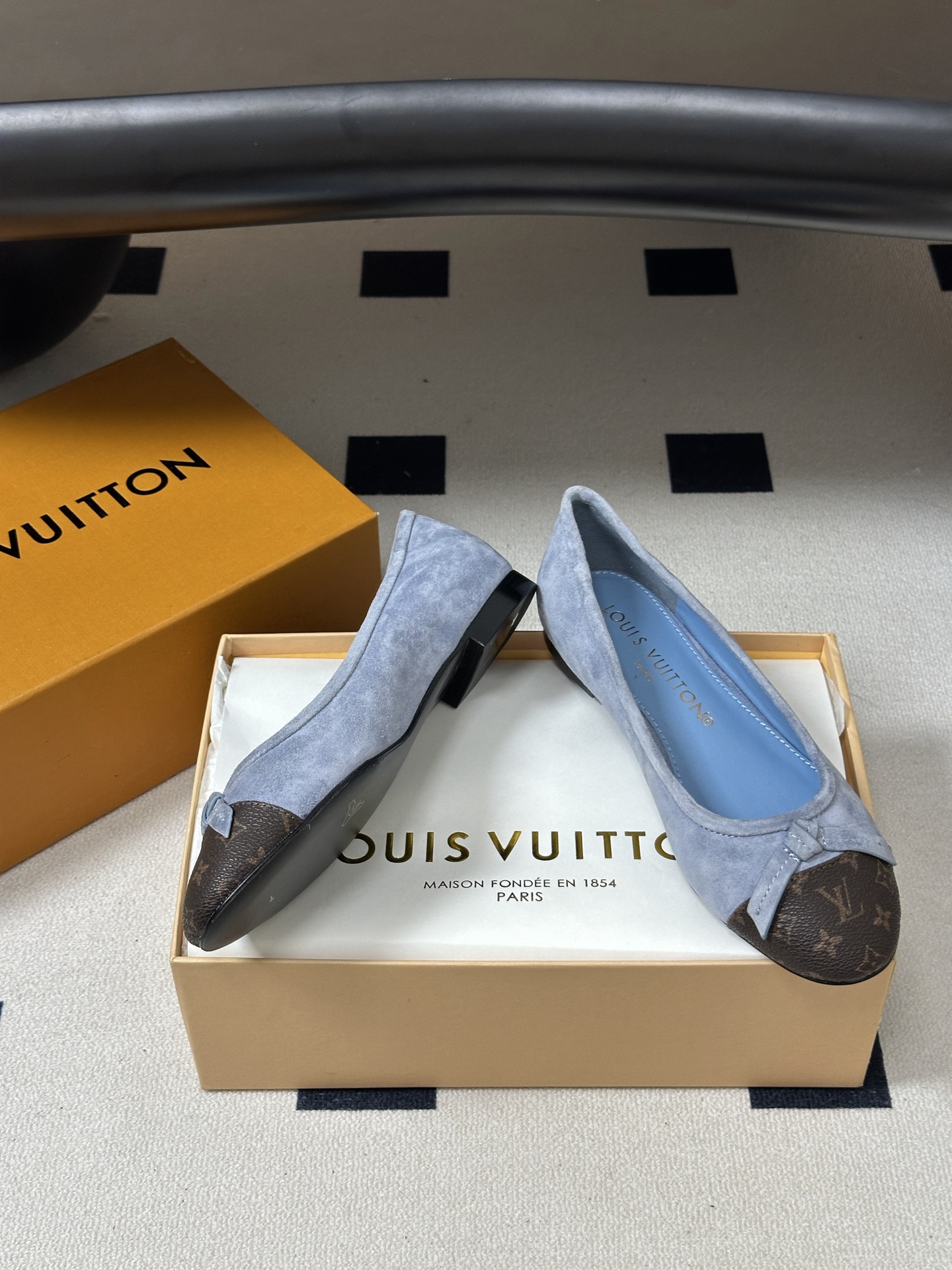 26Ss春季新款Louis Vuitton LV X TM DARLING 村上隆联名老花芭蕾舞鞋蝴蝶结拼色平底单鞋经典
