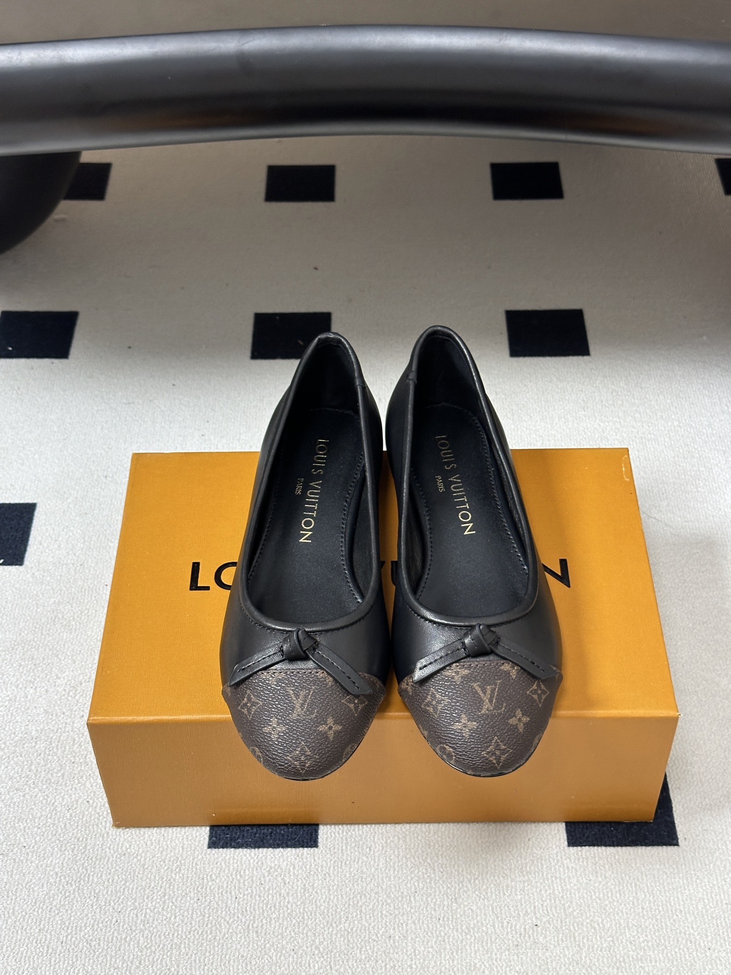 26Ss春季新款Louis Vuitton LV X TM DARLING 村上隆联名老花芭蕾舞鞋蝴蝶结拼色平底单鞋经典