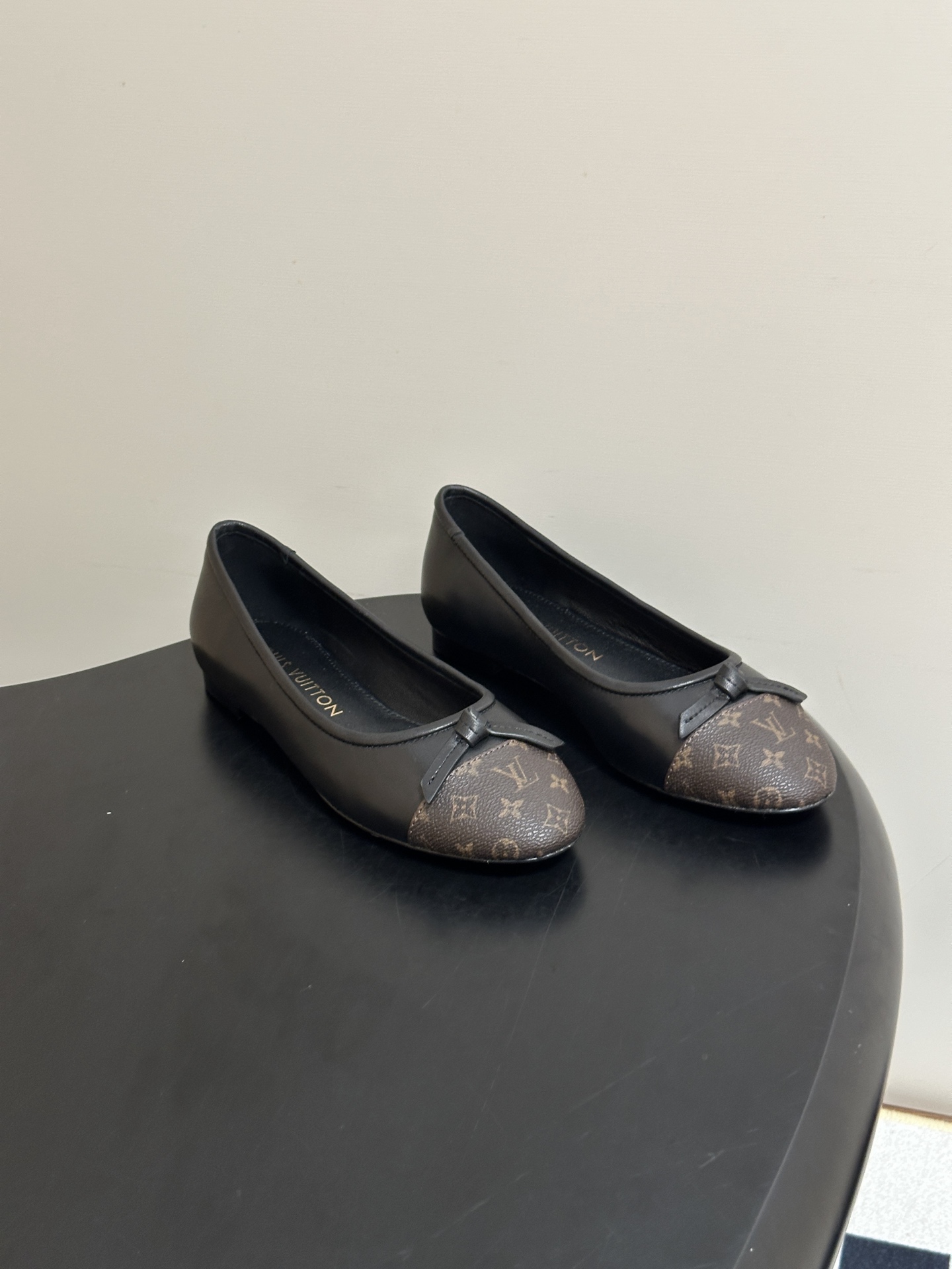 26Ss春季新款Louis Vuitton LV X TM DARLING 村上隆联名老花芭蕾舞鞋蝴蝶结拼色平底单鞋经典