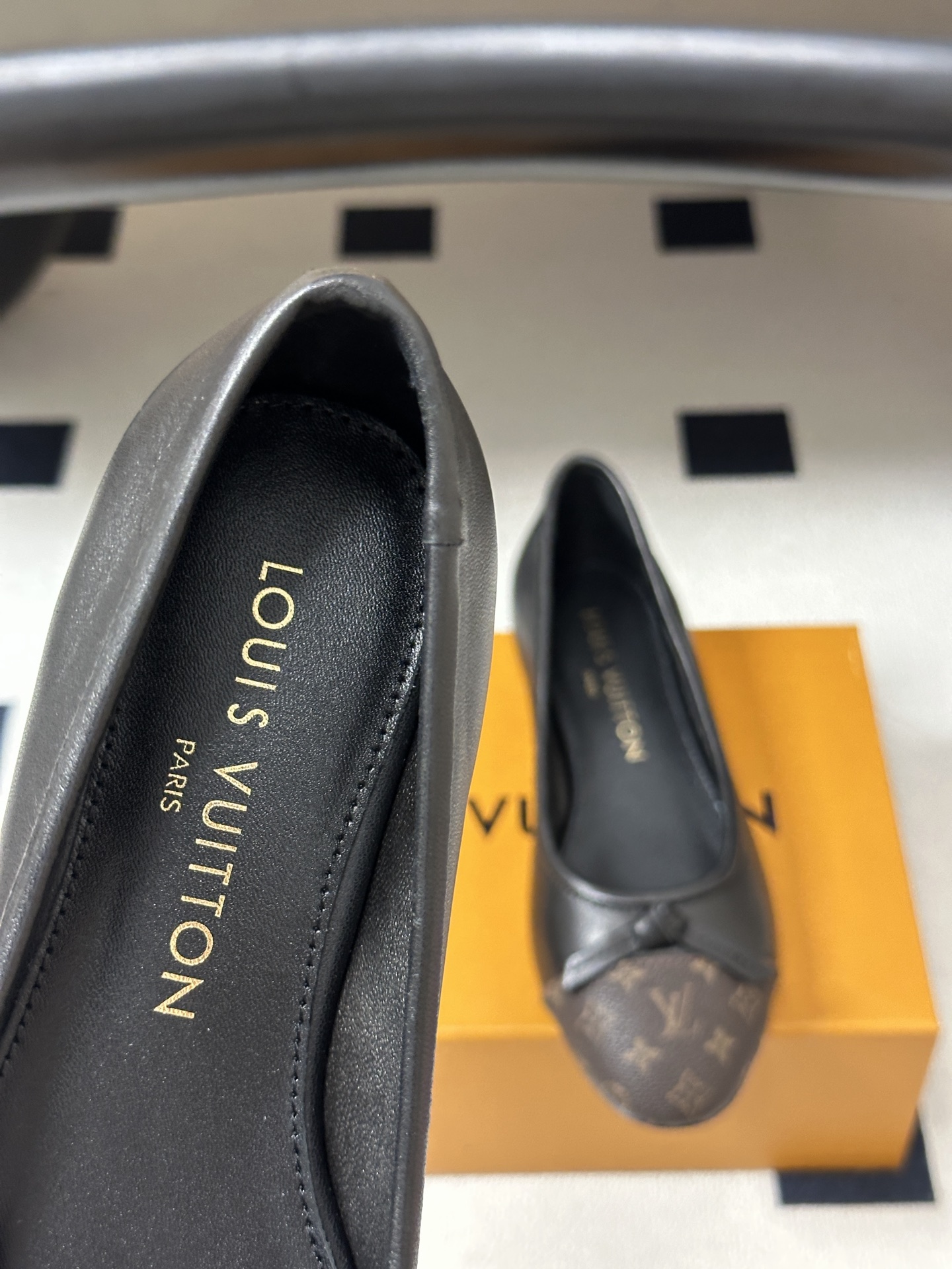 26Ss春季新款Louis Vuitton LV X TM DARLING 村上隆联名老花芭蕾舞鞋蝴蝶结拼色平底单鞋经典