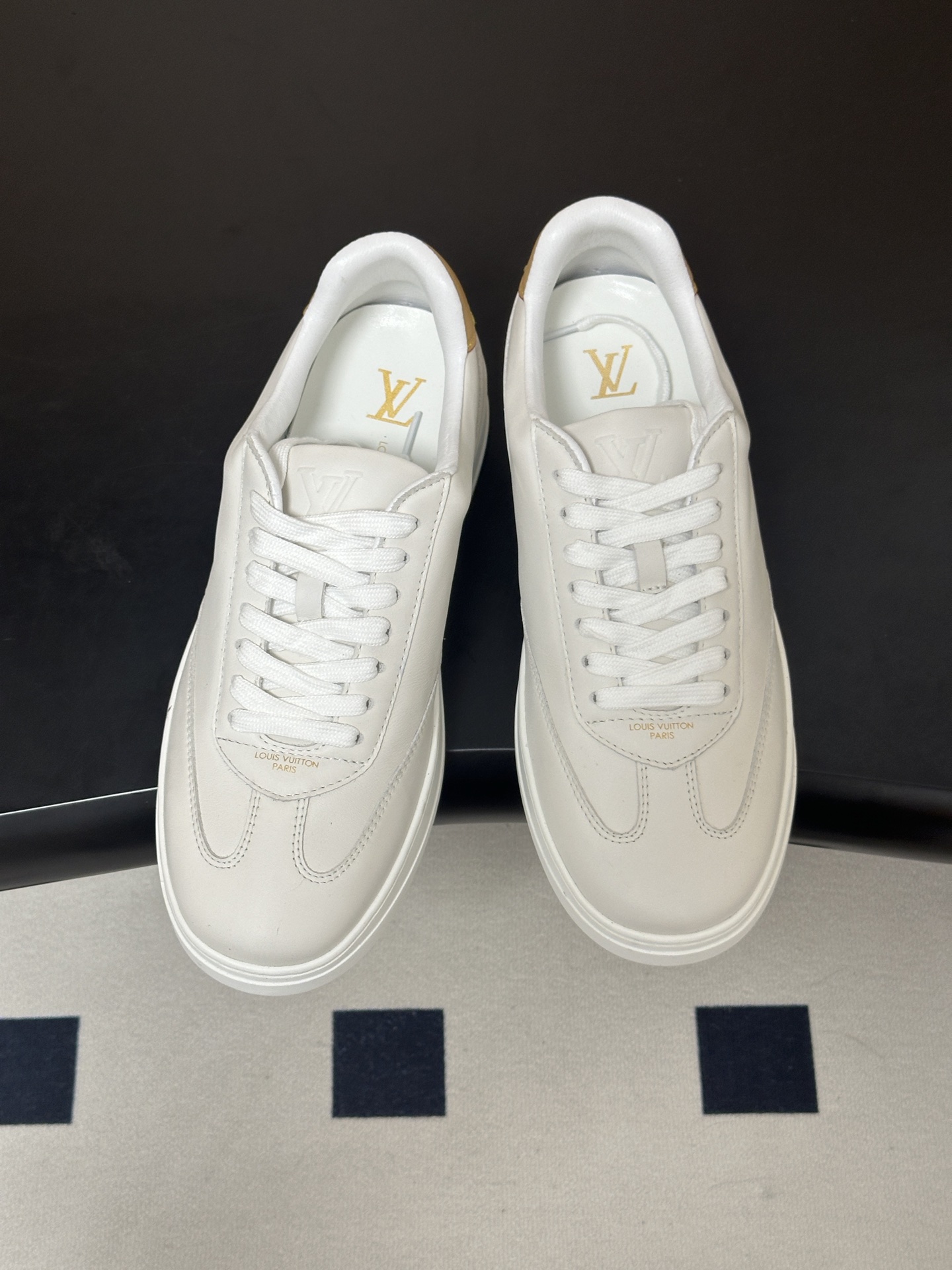 男款 2026春夏新款 LOUIS VUITTON 路易威登 LV FLASH运动鞋老钱风系带休闲板鞋 本款LV Fla