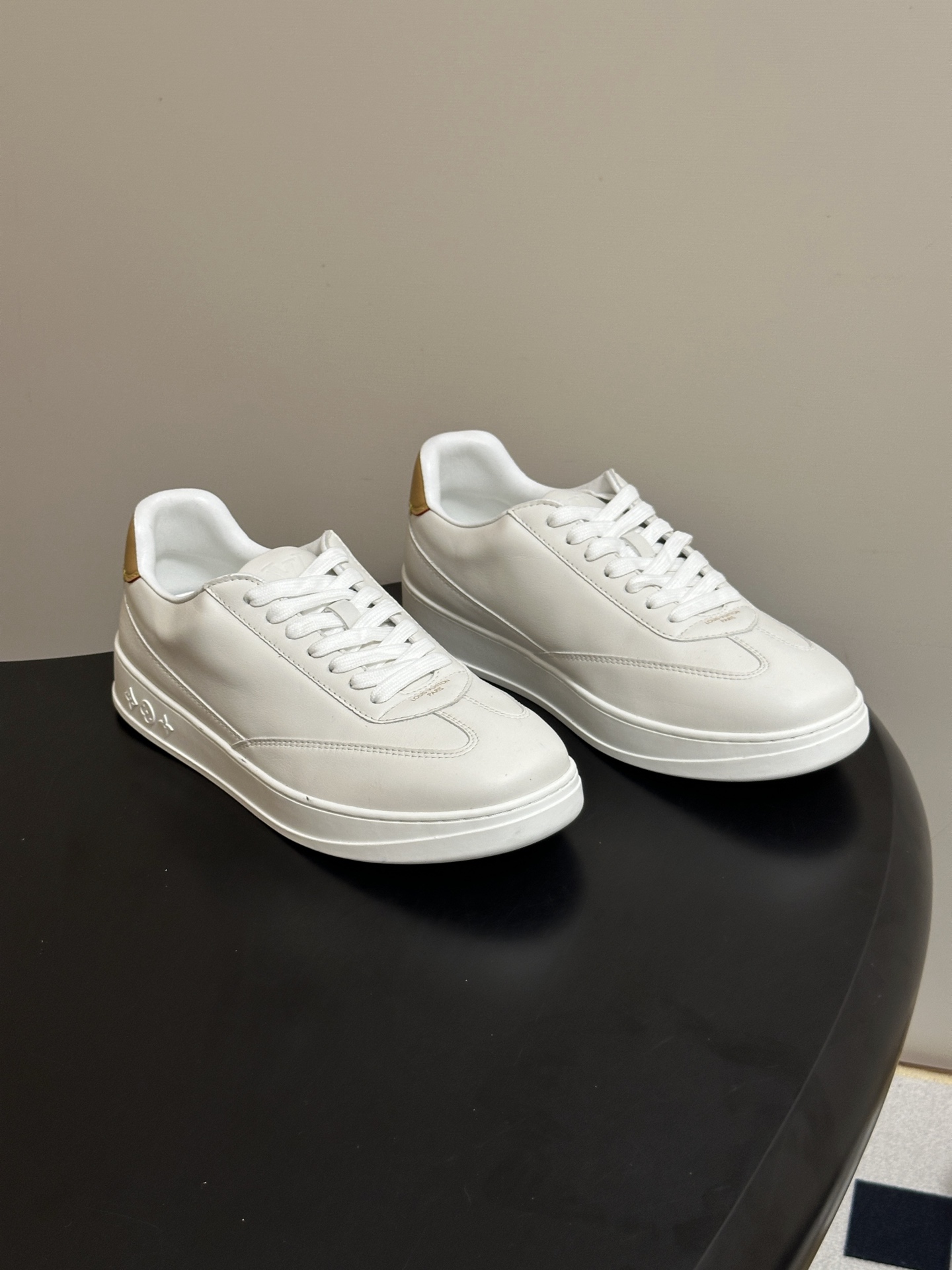 男款 2026春夏新款 LOUIS VUITTON 路易威登 LV FLASH运动鞋老钱风系带休闲板鞋 本款LV Fla