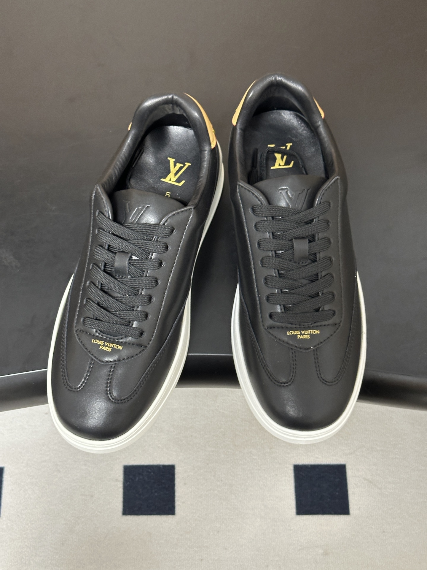 男款 2026春夏新款 LOUIS VUITTON 路易威登 LV FLASH运动鞋老钱风系带休闲板鞋 本款LV Fla