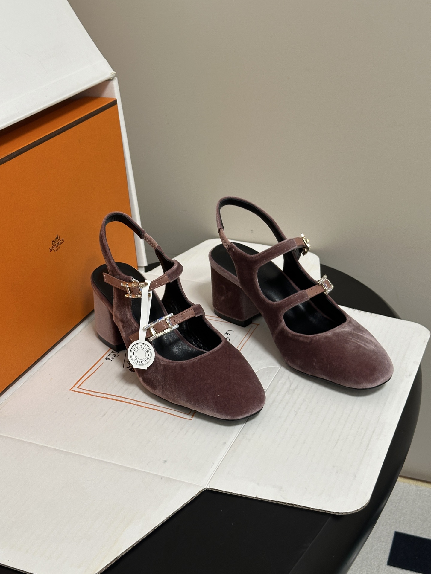顶级品质（配高档飞机盒✈️） Hermes 爱马仕🐎 H家26s早秋新款 Jackie系列H扣玛丽珍鞋H字母钻扣二带后空