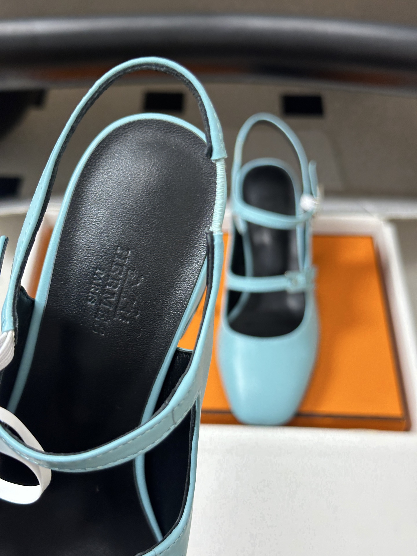 顶级品质（配高档飞机盒✈️） Hermes 爱马仕🐎 H家26s早秋新款 Jackie系列H扣玛丽珍鞋H字母钻扣二带后空