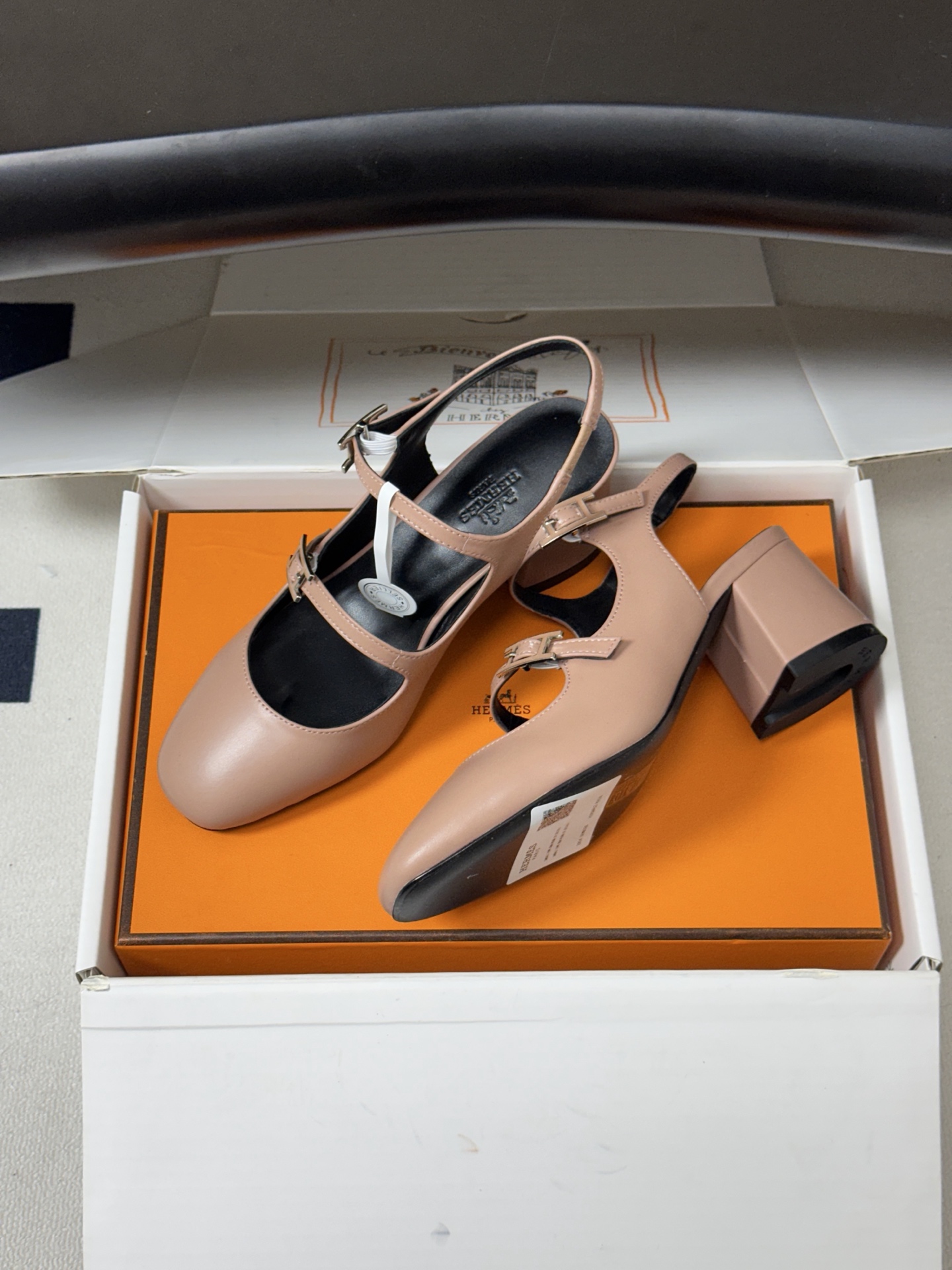 顶级品质（配高档飞机盒✈️） Hermes 爱马仕🐎 H家26s早秋新款 Jackie系列H扣玛丽珍鞋H字母钻扣二带后空