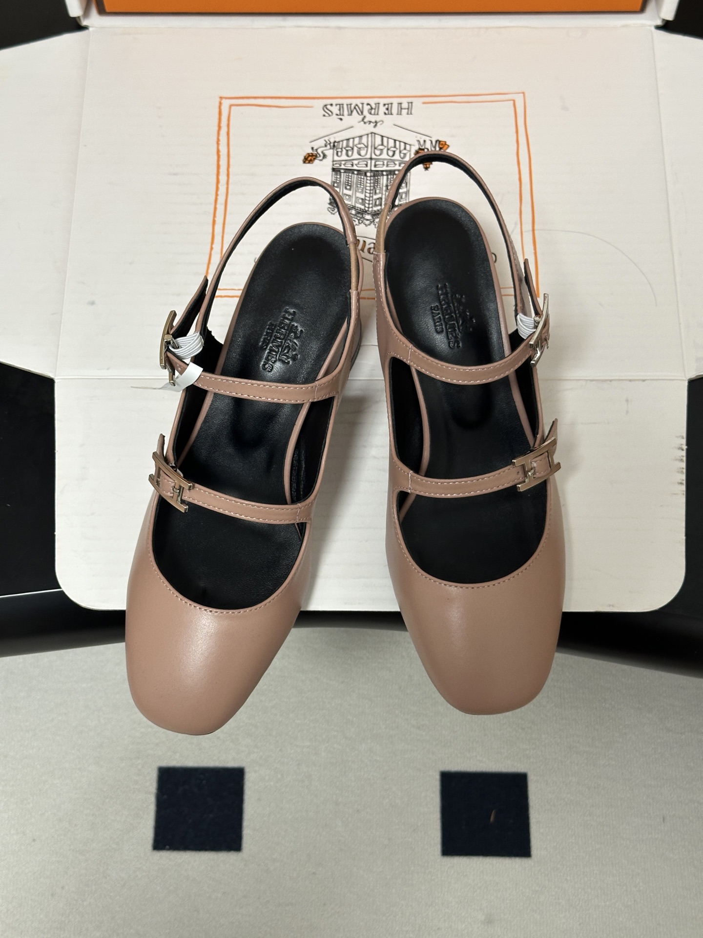 顶级品质（配高档飞机盒✈️） Hermes 爱马仕🐎 H家26s早秋新款 Jackie系列H扣玛丽珍鞋H字母钻扣二带后空